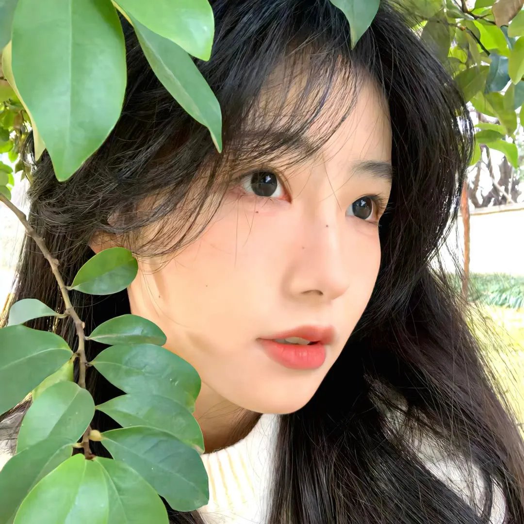 在窗边